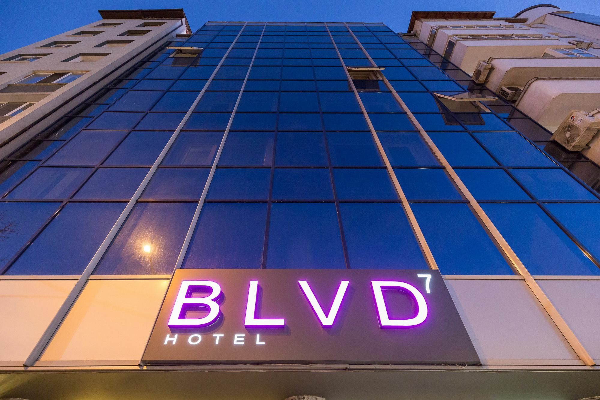 Hotel Blvd 7 بلوفديف المظهر الخارجي الصورة
