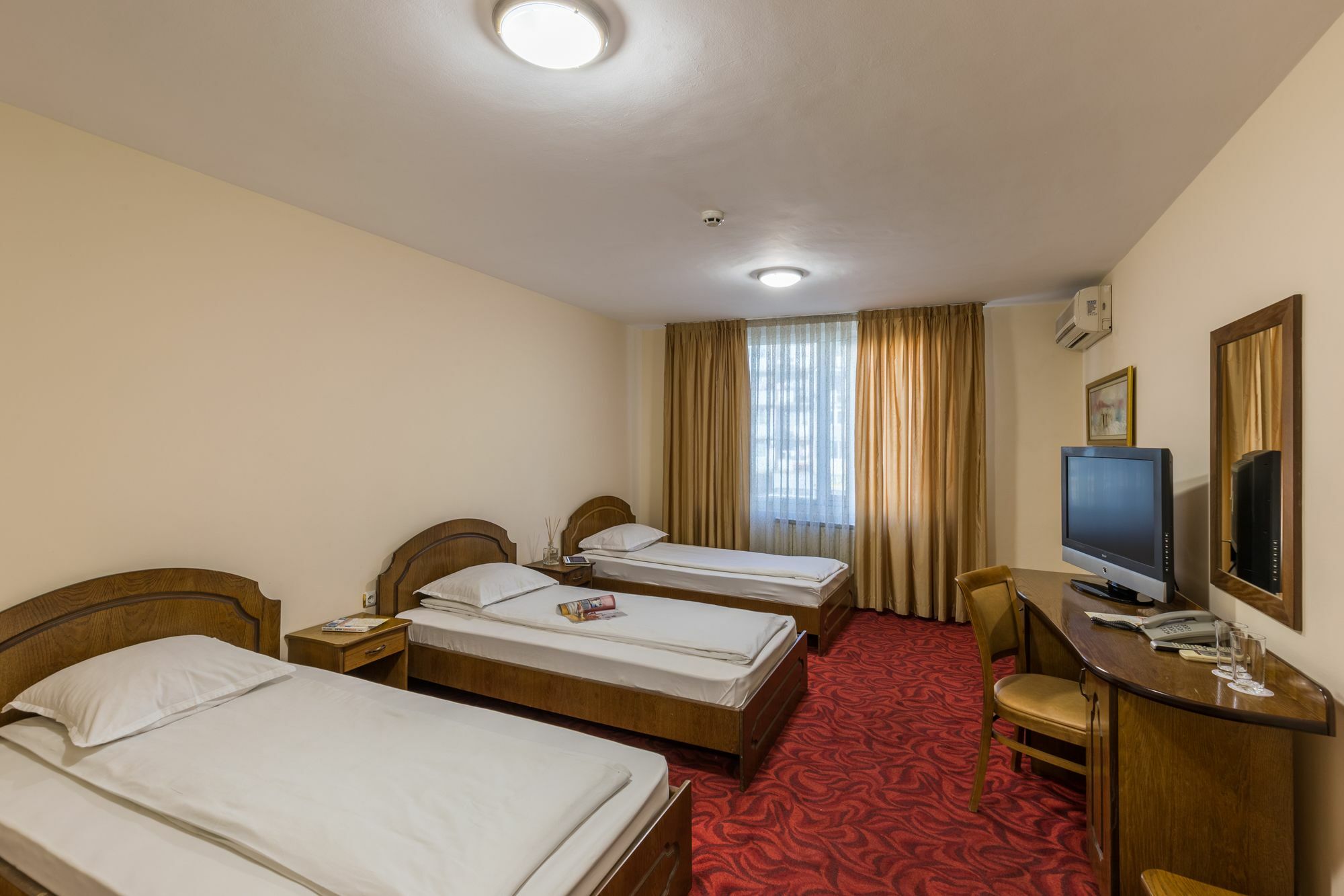 Hotel Blvd 7 بلوفديف المظهر الخارجي الصورة